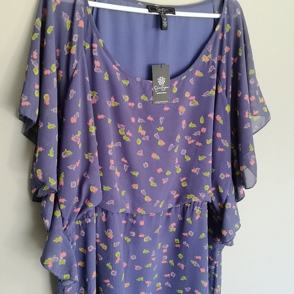 Dress NWT! - Picture 5 of 12